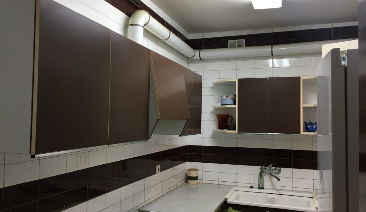 151-2022-08-cocina-comprar-vivienda-barcelona